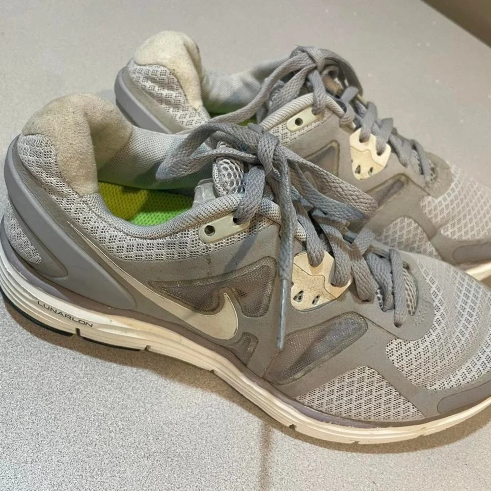 Nike Women's Breathe Lunarglide‎ 3 Running Sneaker Style 454315-017 Size 7.5